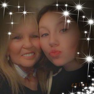 Meet your Posher, Cami